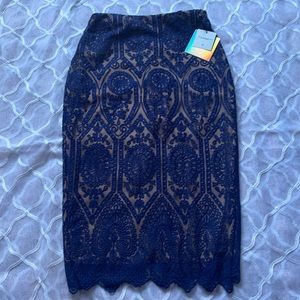 NWT Premium Embroidered Midi Skirt Size 4